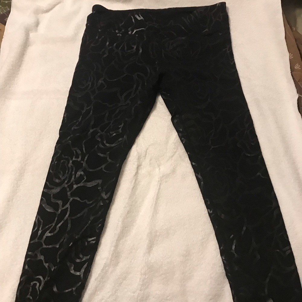 Fabletics Women’s Black Leggings Size Large